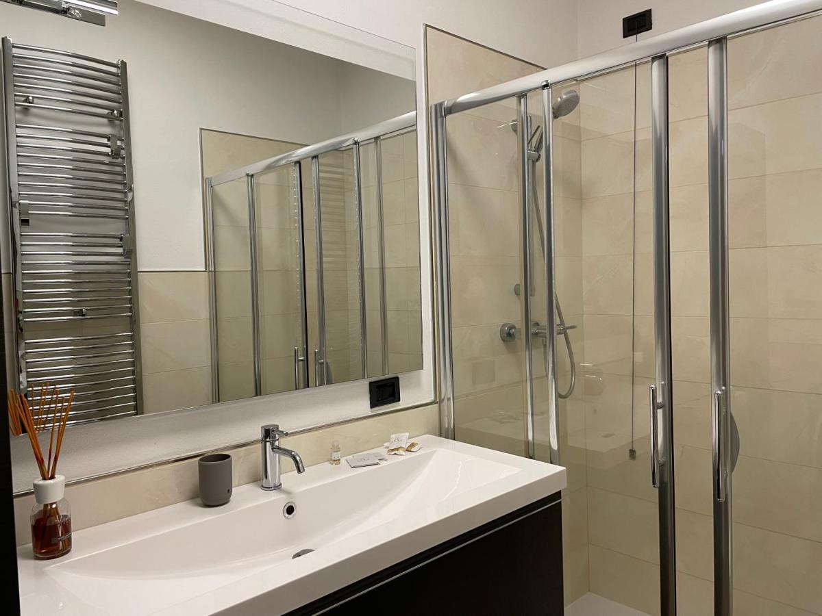 La Casa Di Ringhiera In Sarpi-Sempione-Moscova Apartment มิลาน ภายนอก รูปภาพ