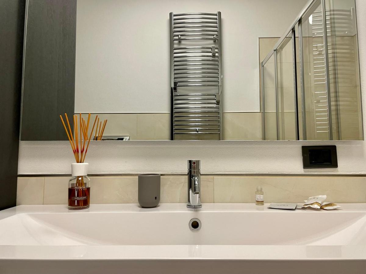 La Casa Di Ringhiera In Sarpi-Sempione-Moscova Apartment มิลาน ภายนอก รูปภาพ